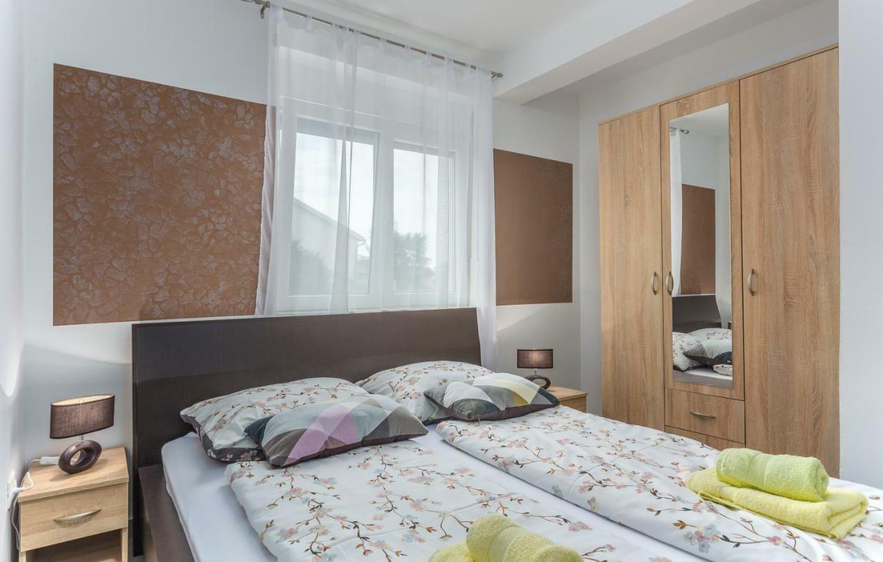 Villa Stephany Пореч Экстерьер фото