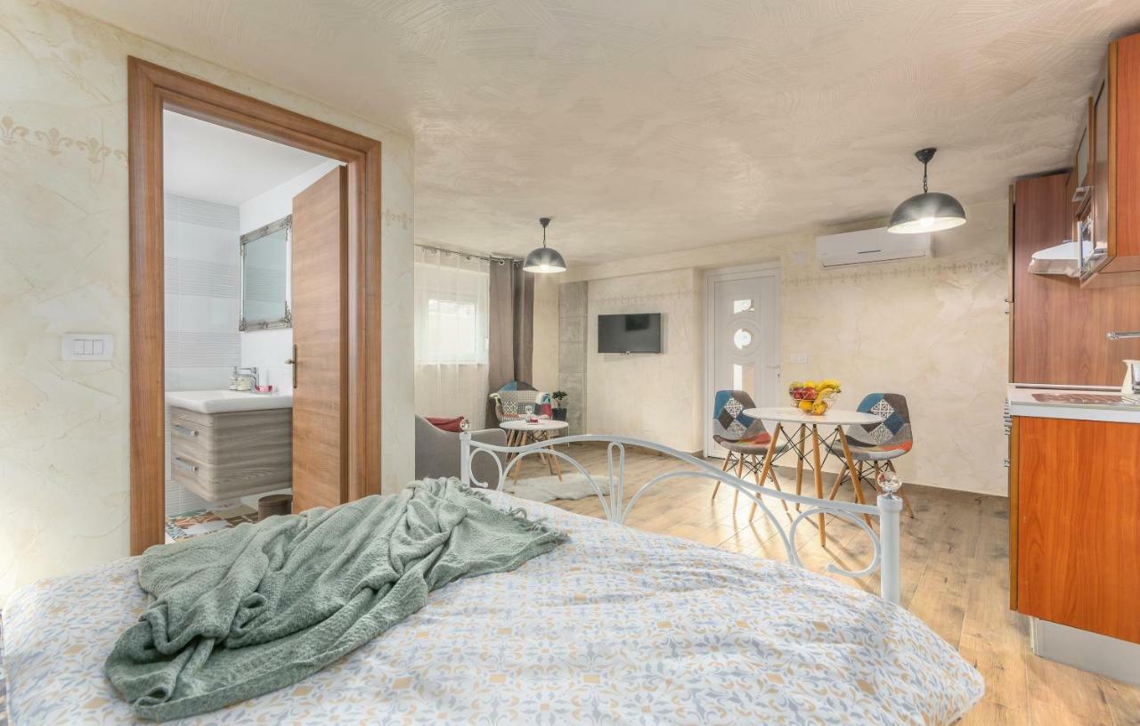 Villa Stephany Пореч Экстерьер фото